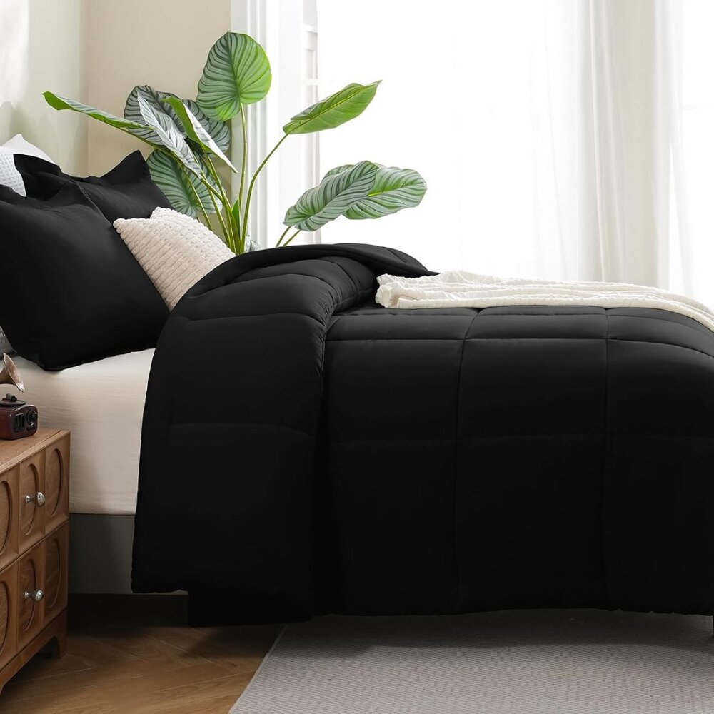 New Black Queen Comforter Set, 3-Piece Box Stitched Bedding, Down Alternative - Picture 13 of 13